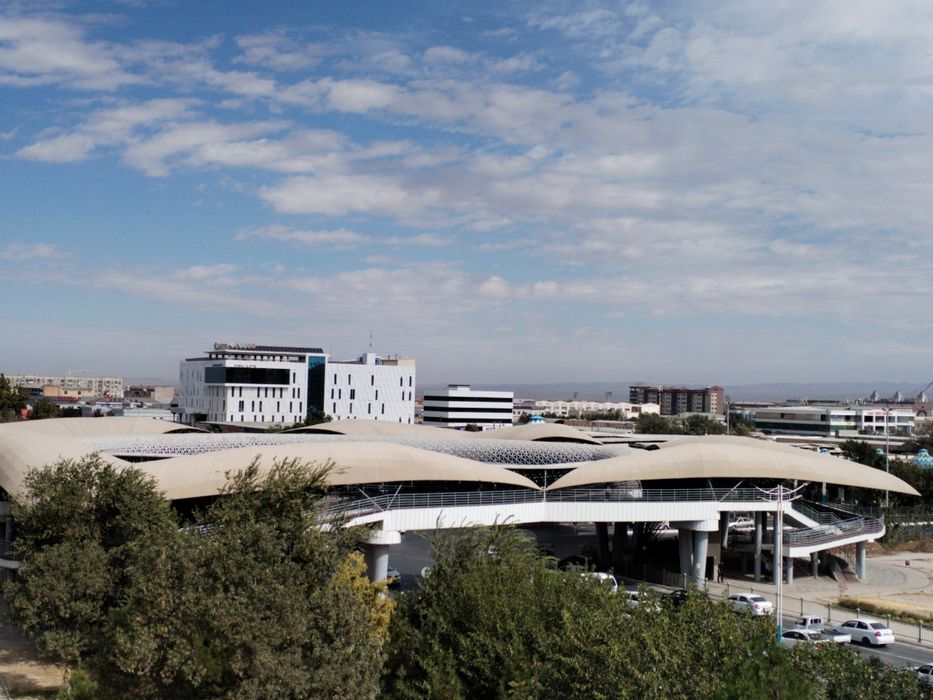 Навои ш. 2хонали кв маклерсиз срочно