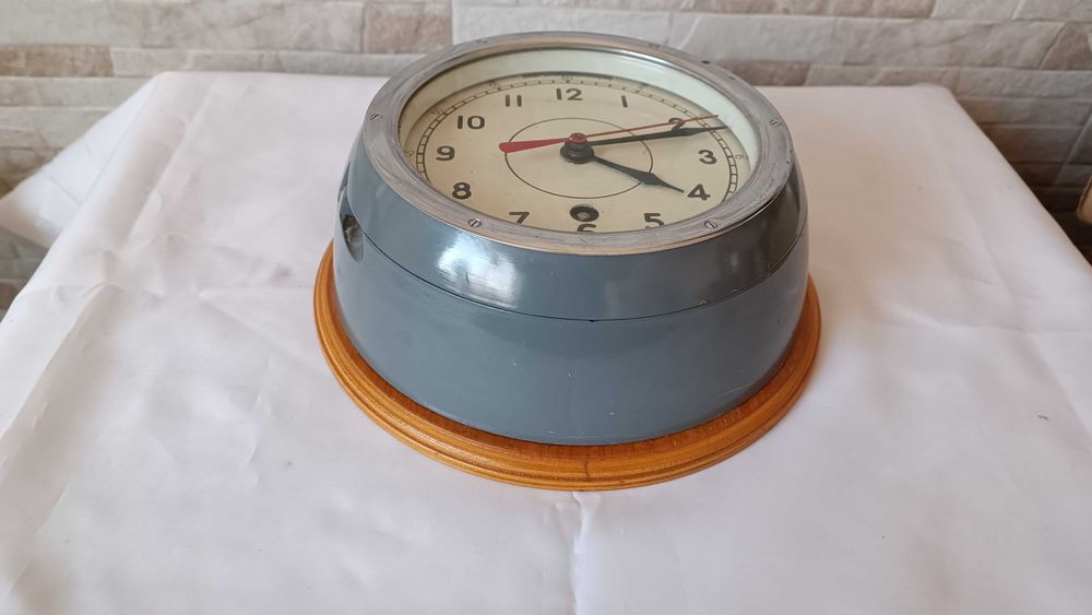 Стар руски корабен часовник - ОЧЗ - 1970" година