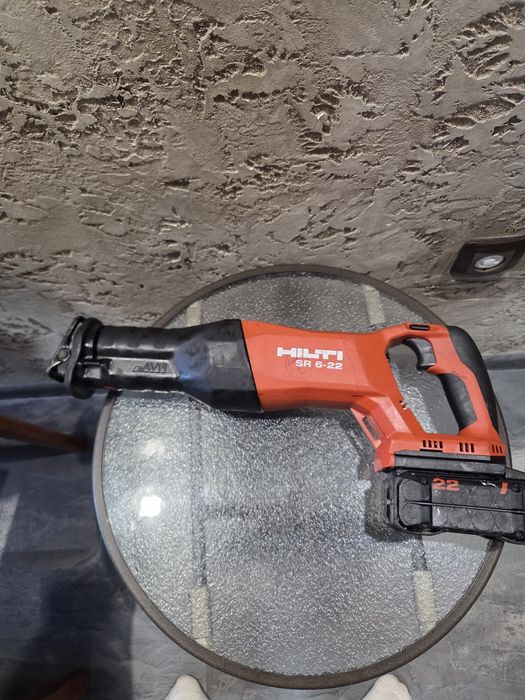 HILTI  NURON.SR 6-22 реципрочен трион

HILTI NURON