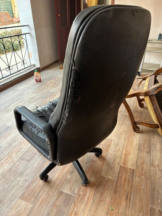 Срочно продам кресло