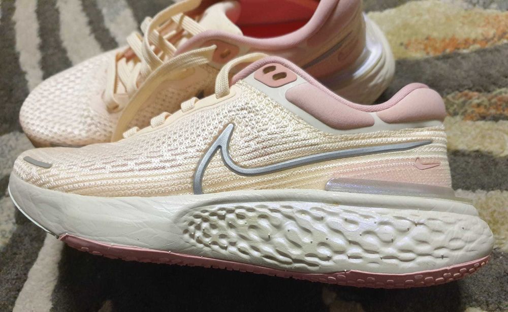 Nike zoomx invincible run