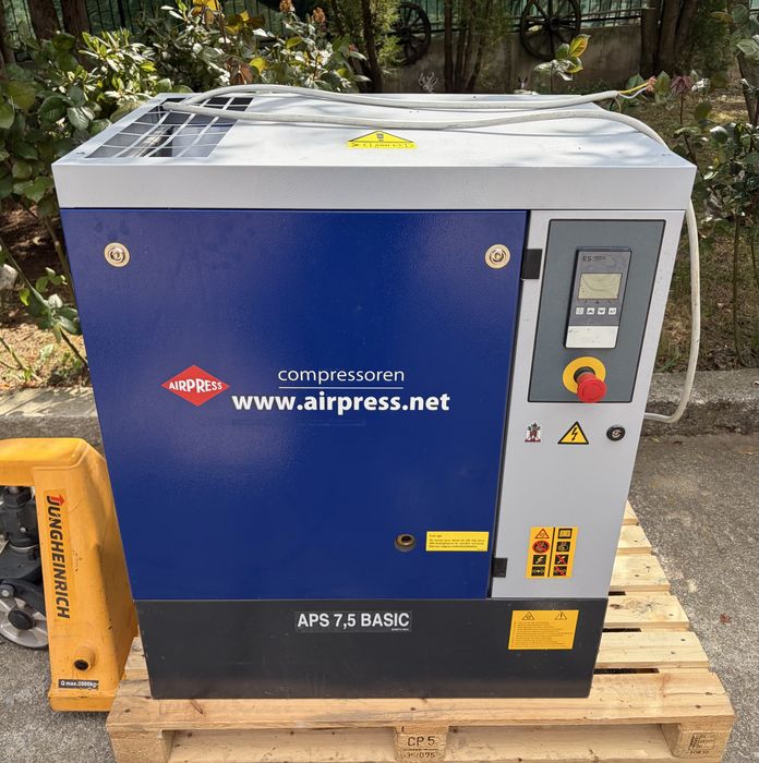 Винтов компресор AirPress 5.5kw 650lt 2023