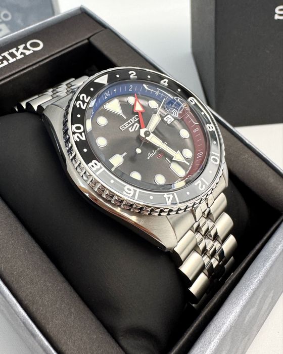 Seiko 5 Sports GMT SSK019