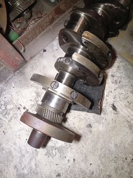 Коленвал Ямз 236 дк-2 под конус