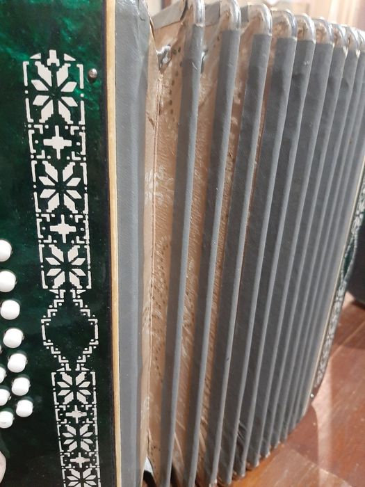 Аккордеон Малыш продам