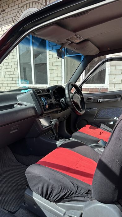 Продам Toyota Rav4