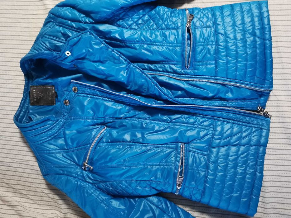 Дамско яке GUESS