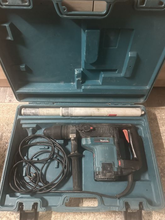 Makita HR 4000 C