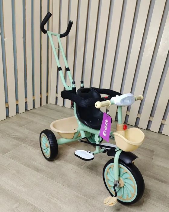 Детский велоколяска.