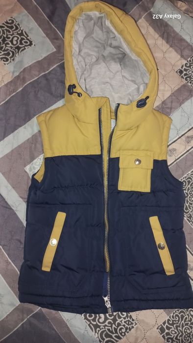 Безрукавка (желетка)