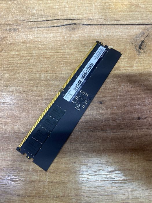 DDR5 8GB 5600 HZ