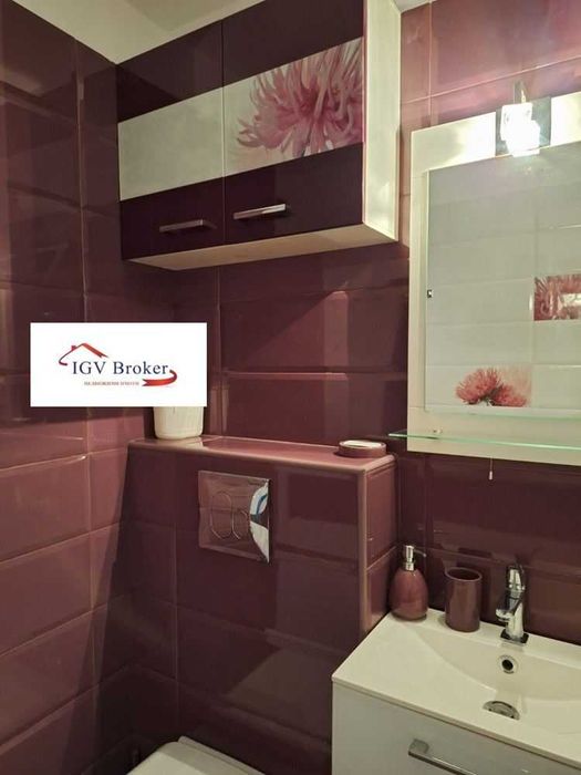 Тристаен апартамент в Овча купел 1