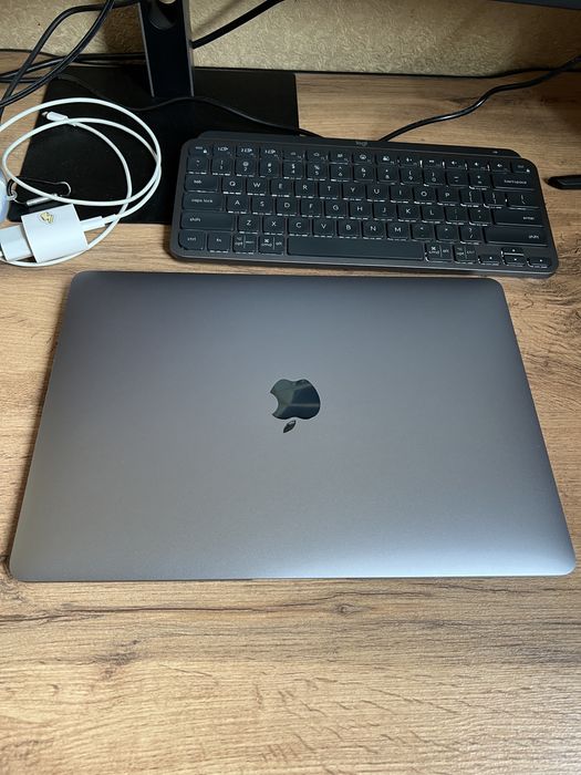Macbook Air M1 8/256