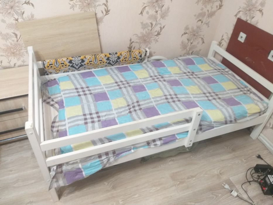 Кровать подростковая новая