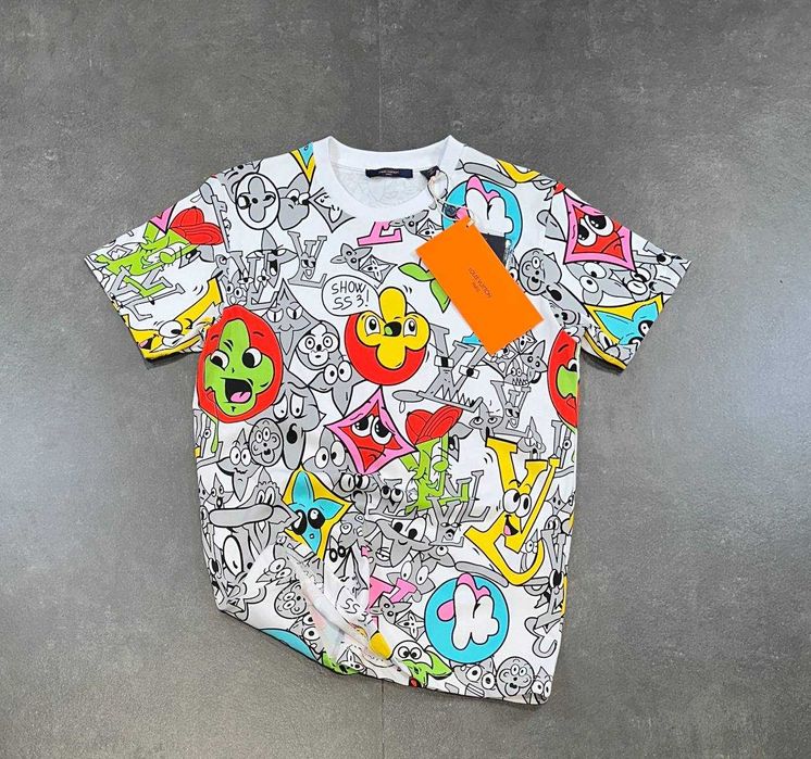 Мъжка тениска на LOUIS VUITTON шарена