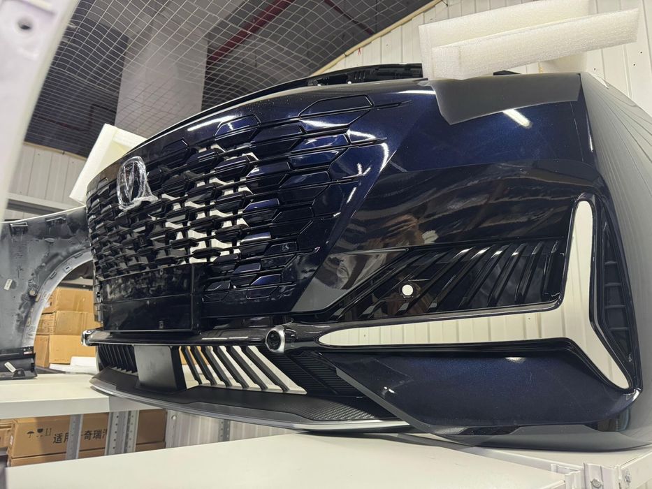 Changan UNI-K бампер есть