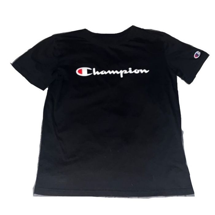 Продам футболку champion L