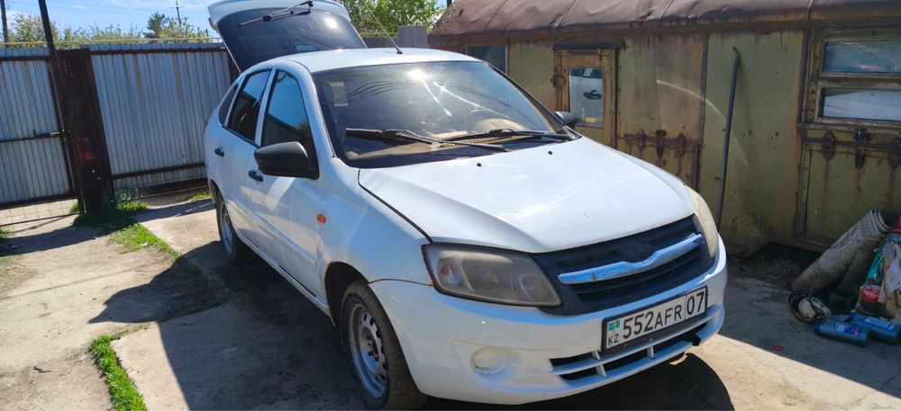 Продам машину LADA Granta