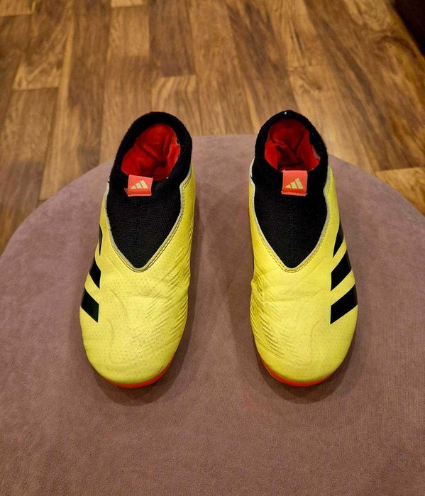 Детски футболни обувки 34 номер