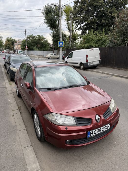 RENAULT Megane