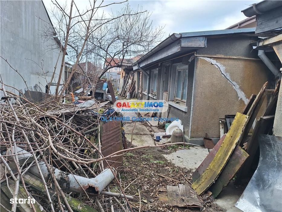 Teren de vanzare\/ 300mp\/ Rahova adiacent sos. Salaj