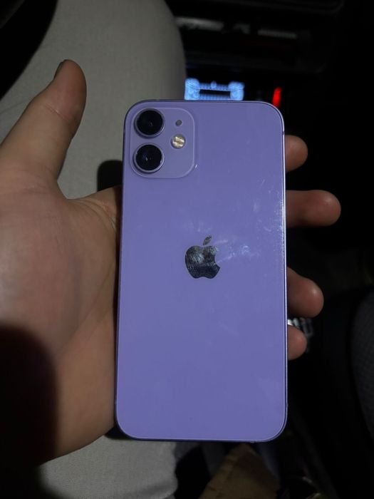 iPhone 12 mini 64gb.