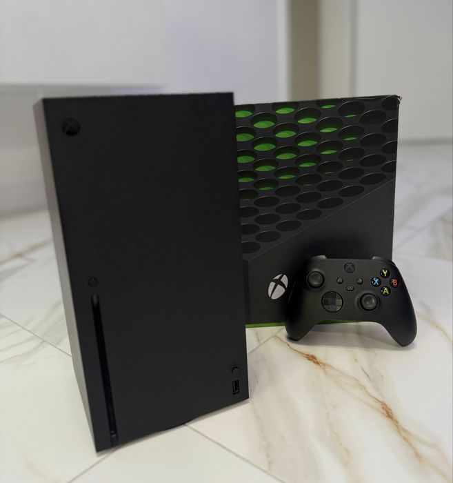 Xbox Series X 1TB – stare foarte bună – 1 an garanție eMAG