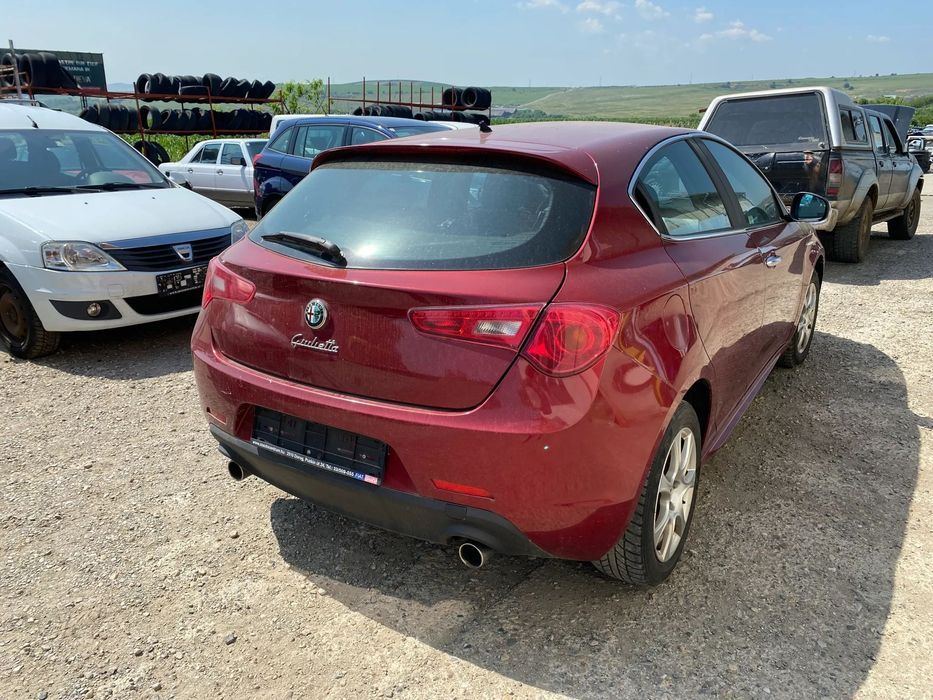 Dezmembrez piese Alfa Romeo Giulietta