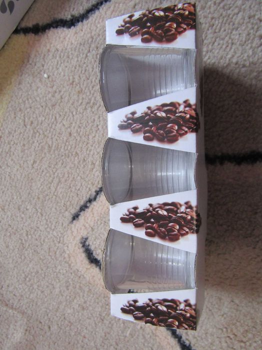 Комплект стъклени чаши