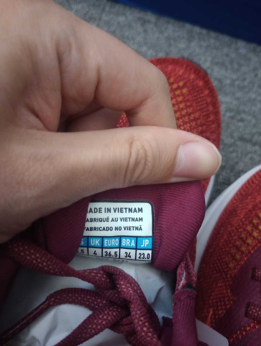 Mizuno Обувки за бягане Mizuno Wave Skyrise 2, 36.5 EU