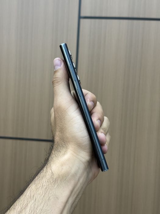 Samsung S22 Ultra 12/256