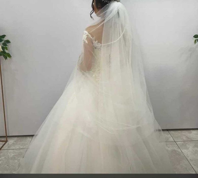 Платье свадебное