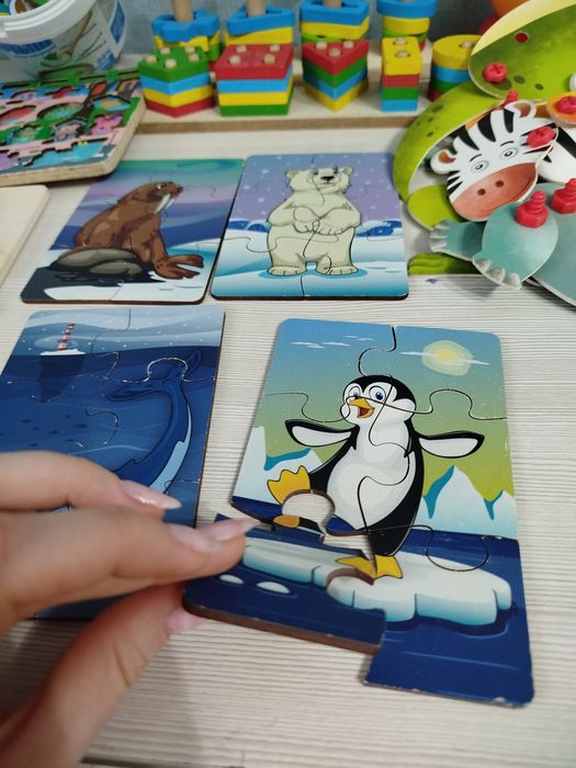 Продам развивающие игрушки