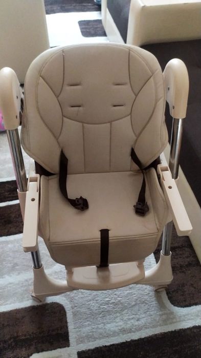 Продам складной стульчик для кормления