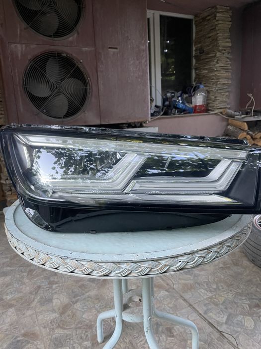 Десен фар за Audi Q5 SQ5 2016-2020 full led/matrix