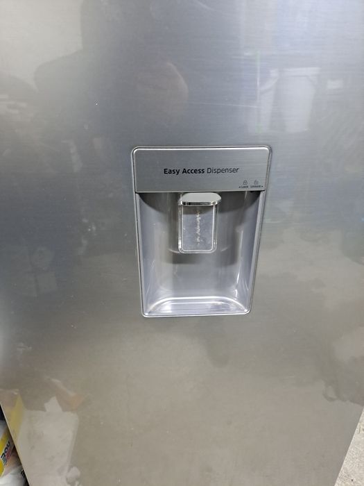 Хладилник самсунг