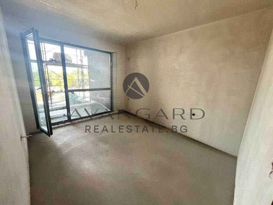 Продава се Двустаен апартамент в Пловдив, Тракия - 75 кв.м за 1694 €/кв.м - Снимка #2