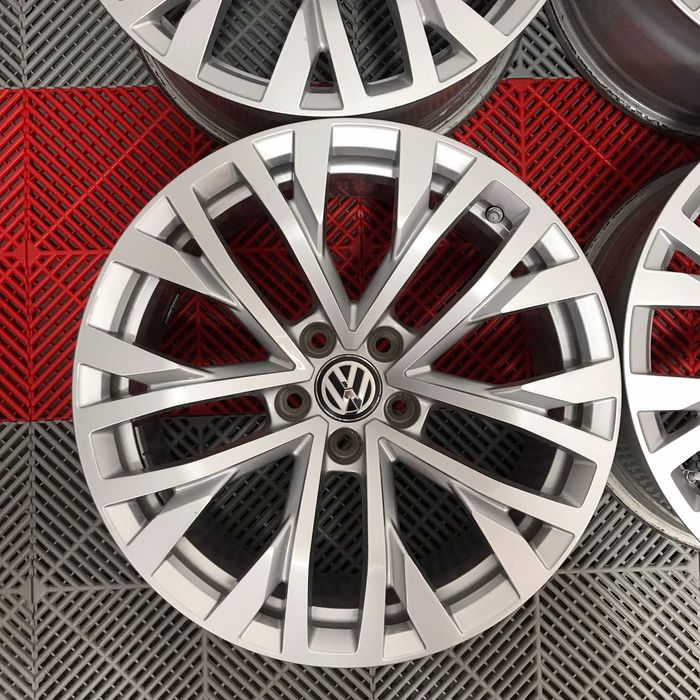 Jante VW Touareg III R18 TVA19%  Audi A5 Q5
