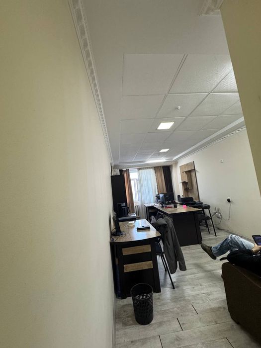 Катартал. Парус .Сдаётся офис очень Дёшево. С доступом 24/7