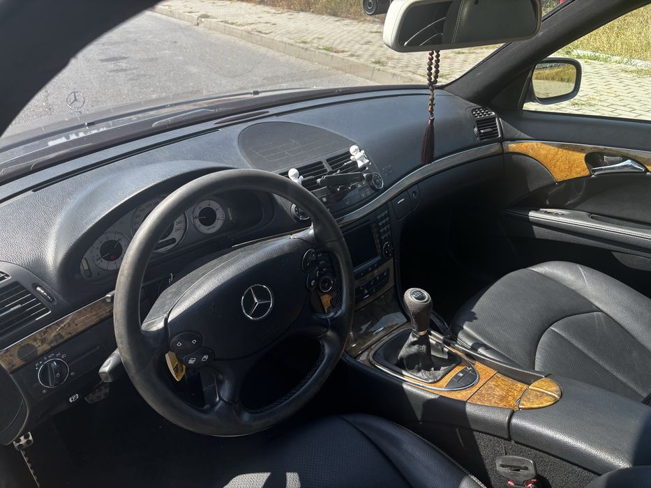 MERCEDES-BENZ E-Class 2009 — imagine 5
