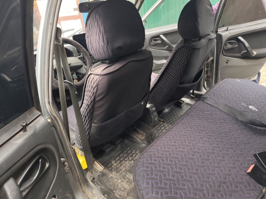 Продаю ваз 21014 четырка 2013г