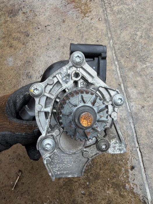 Водна помпа 1.8 TFSI CDH