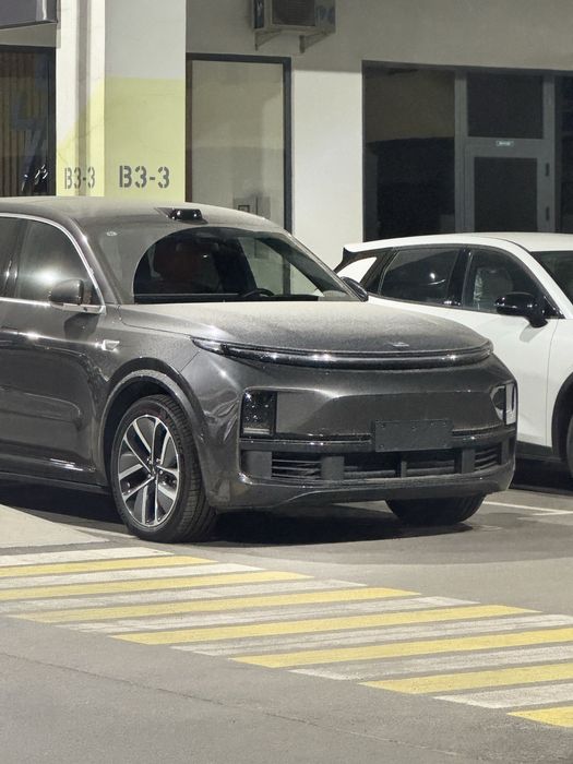 Lixiang Li9 ultra 2025