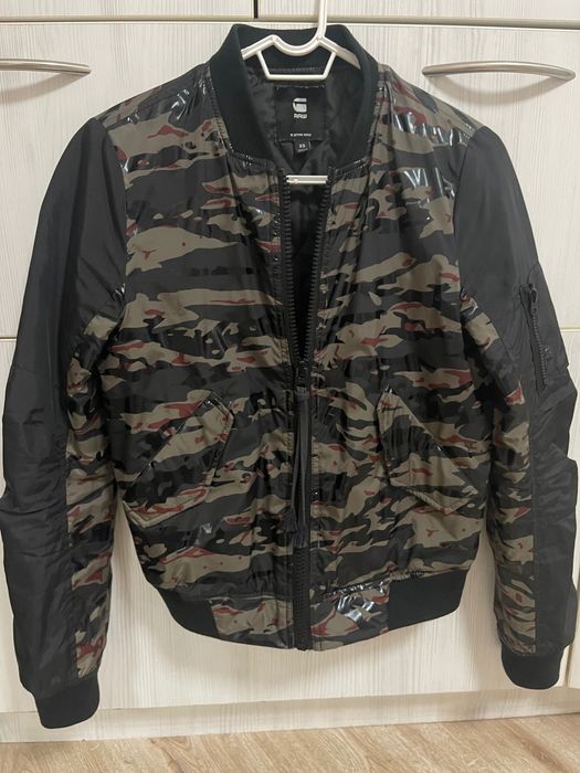 Дамско яке G-star бомбър