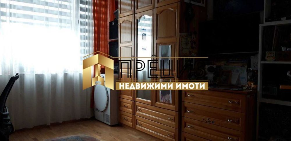 Продава се Двустаен апартамент в Шумен, Център - 74 кв.м за 1960 €/кв.м - Снимка #13