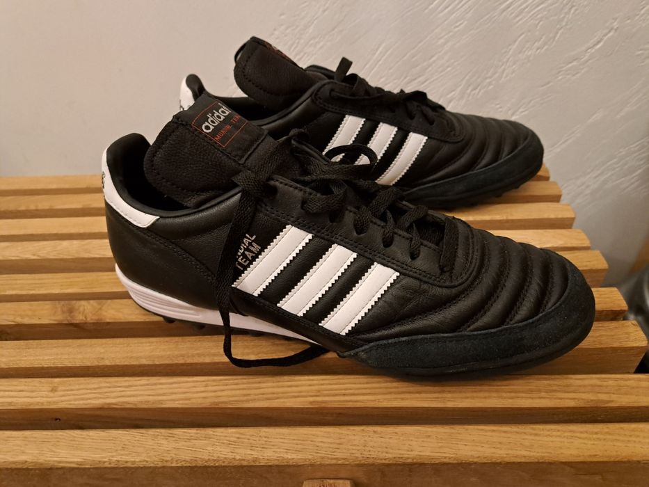 Футболни обувки ADIDAS MUNDIAL TF / номер 43 1/3