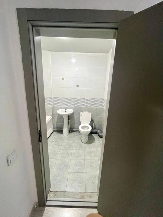 МЕТРО 3-бекат 1 км Янги Дархон 1/16/17 43м2