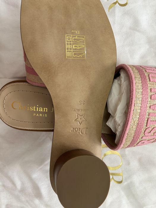 Продам женскую обувь. Диор.