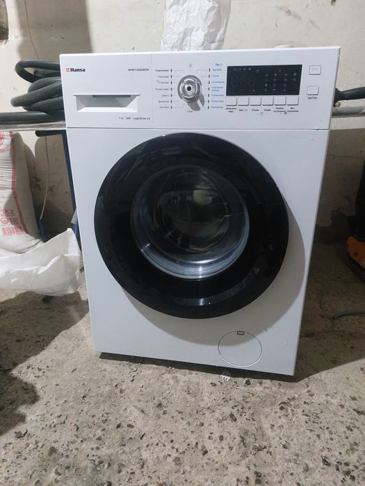 Стиральная машина Hansa