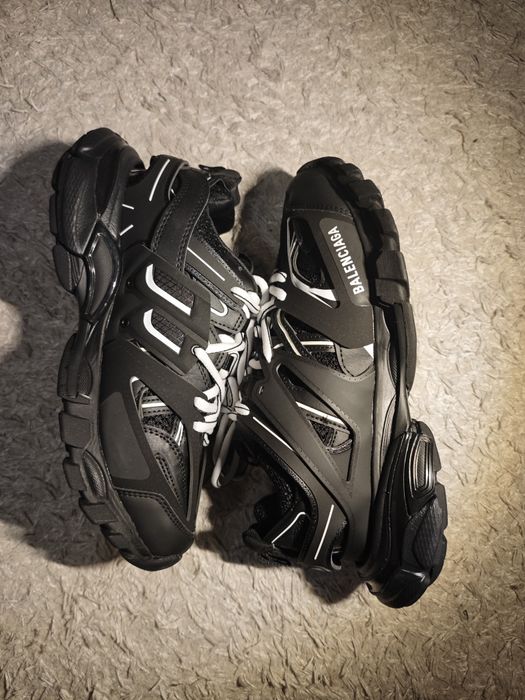 Balenciaga Track